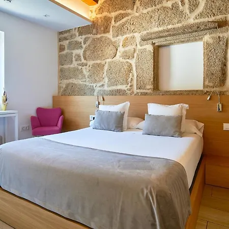 Nande Hotel 4*
